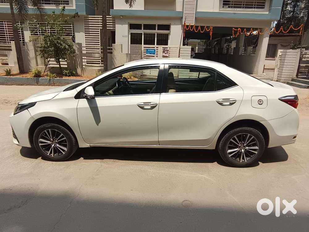 Toyota Corolla Altis 2013-2017 Vl At, 2017, Petrol