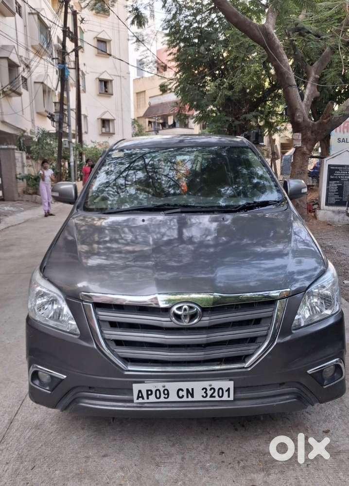 Toyota Innova Diesel 2012