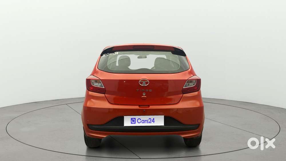 Tata Tiago 1.2 Revotron Xt Option, 2022, Petrol