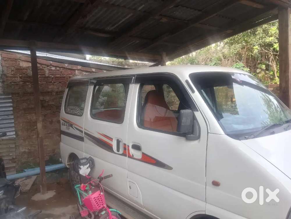 Maruti Suzuki Eeco 8 Cng & Hybrids 80000 Km Driven