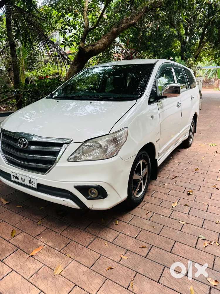 Toyota Innova 2014 Diesel 192000 Km Driven