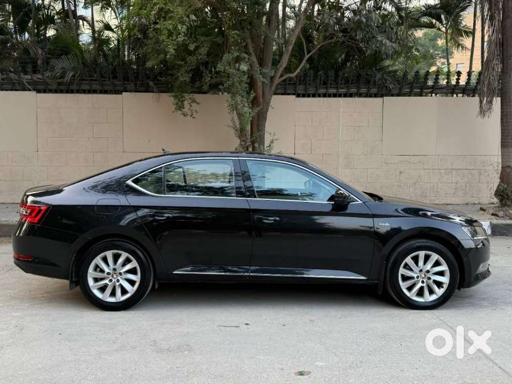 Skoda Superb L&k 2.0 Tdi At, 2017, Diesel