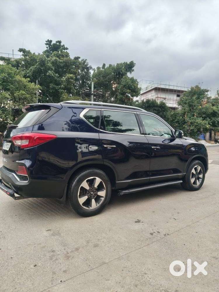 Mahindra Alturas G4 4x2 At, 2022, Diesel