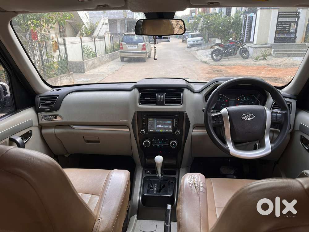 Mahindra Scorpio S10 Automatic Top End Diesel 2016
