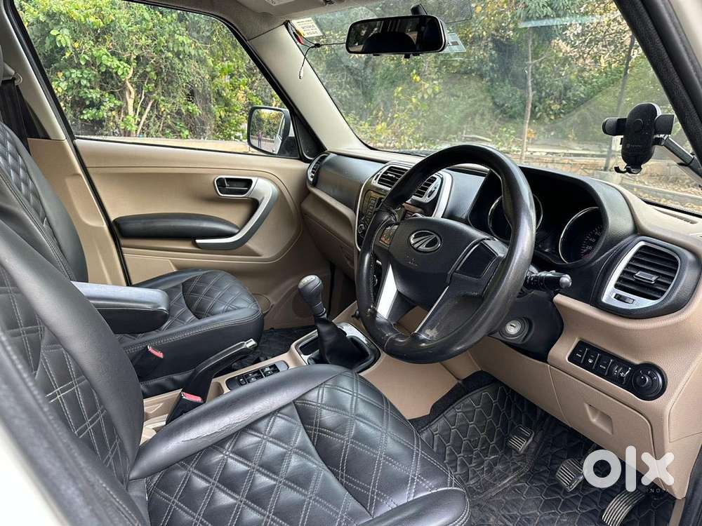 Mahindra Tuv 300 Mhawk100 T8, 2018, Diesel