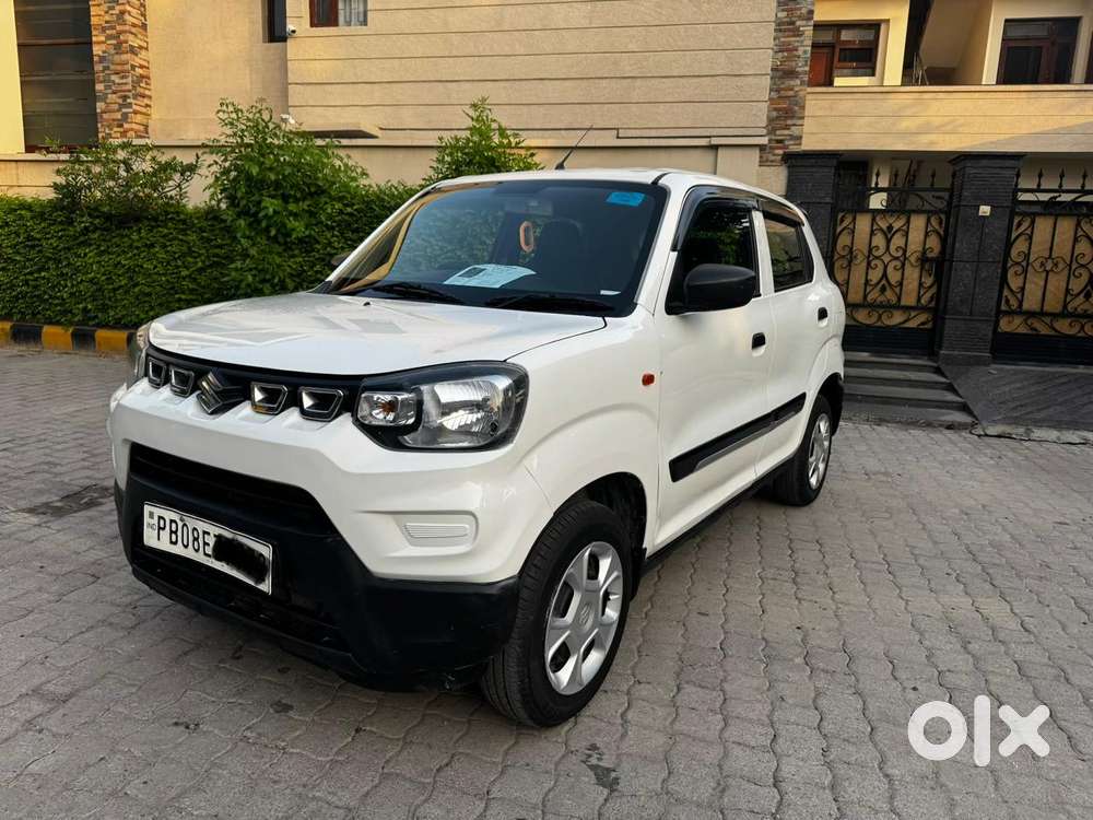 Maruti Suzuki S-presso Vxi Opt, 2022, Petrol