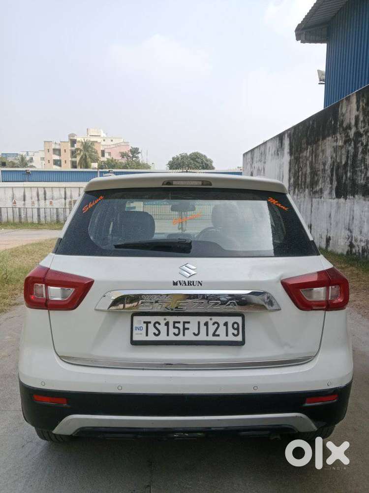 Maruti Suzuki Brezza 1.5 Zxi Plus Smart Hybrid, 2022, Petrol