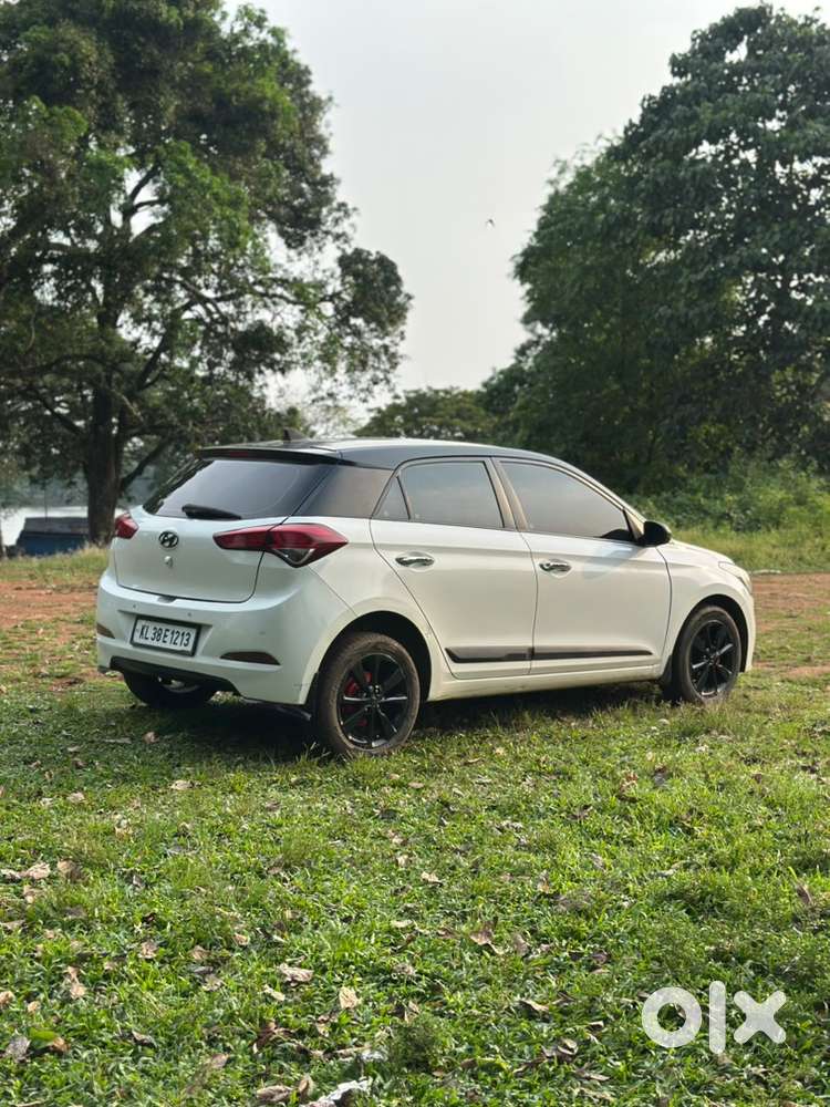 Hyundai Elite I20 Asta(o) Top Variant 2015