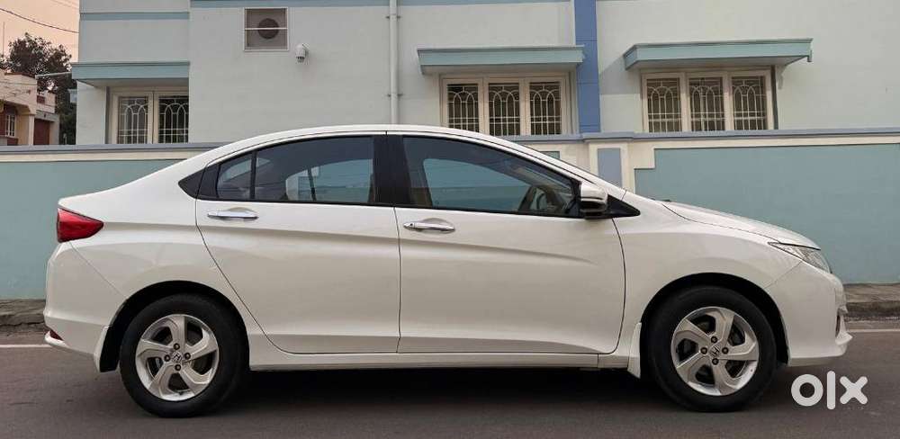 Honda City I-vtec V, 2017, Petrol