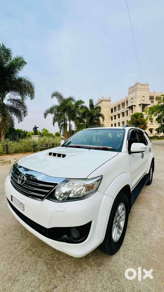 Toyota Fortuner 3.0 4x2 Automatic, 2013, Diesel