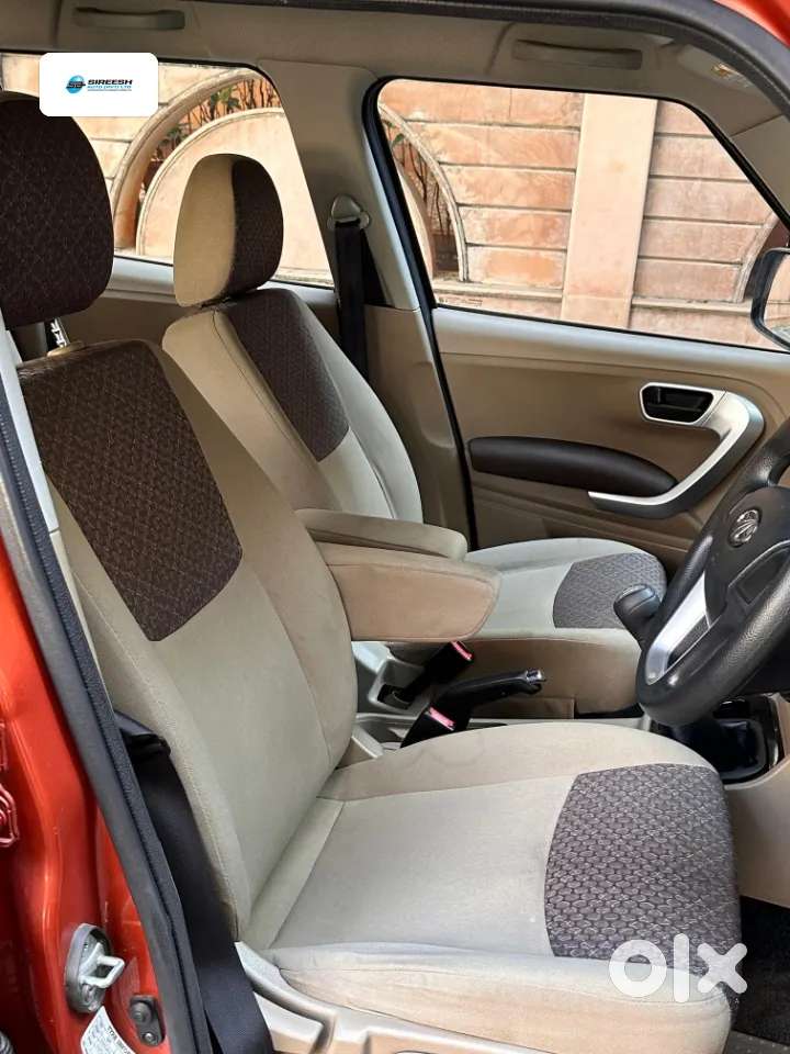 Mahindra Tuv 300 Mhawk100 T8, 2015, Diesel