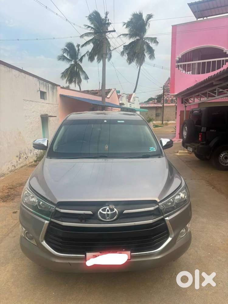 Toyota Innova Crysta 2017 Diesel Well Maintained