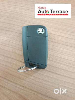 Skoda Kylaq Signature Plus At, 2025, Petrol