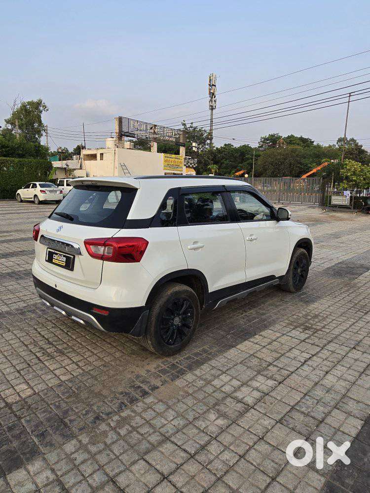 Maruti Suzuki Brezza 1.5 Zxi Smart Hybrid, 2020, Petrol