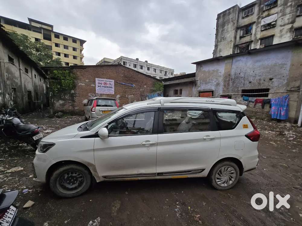 Maruti Suzuki Ertiga 2024 Cng & Petrol  Company Fitted 80000 Km Driven