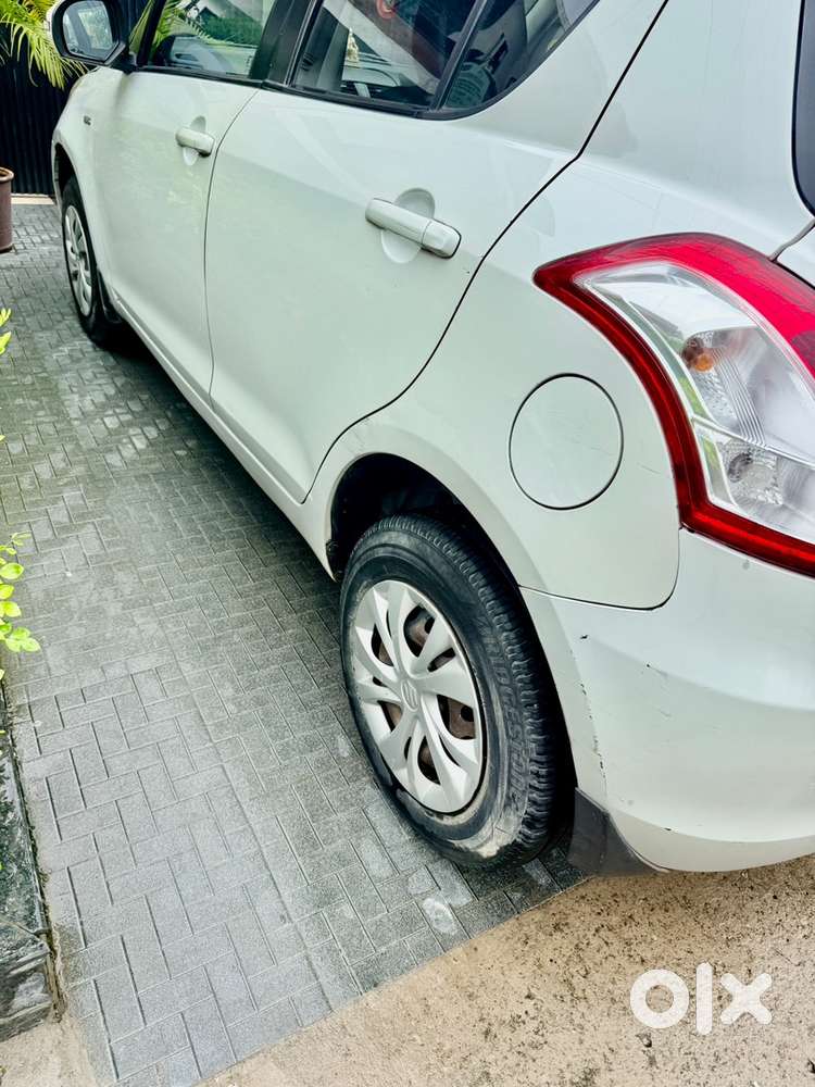 Maruti Suzuki Swift 2015 (november)