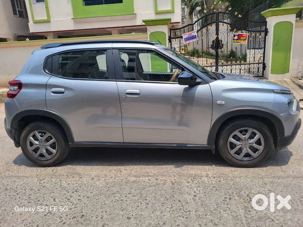 Only 25,000 Kms Citroen C3 Feel (o) Petrol 2024