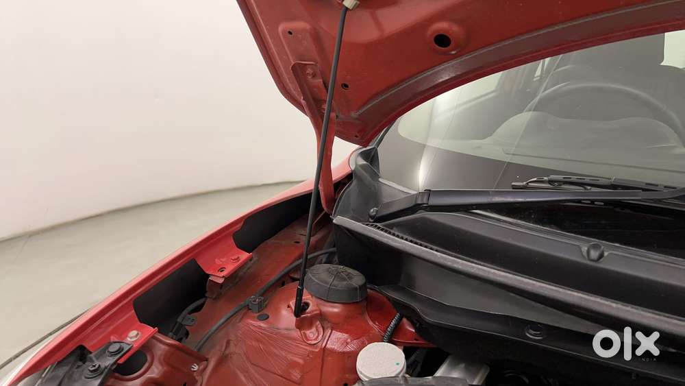 Maruti Suzuki Swift Amt Zxi, 2022, Petrol