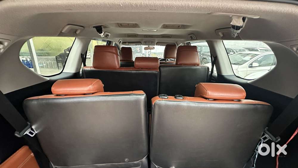 Toyota Innova Crysta 2.8 Gx At 8 Seater, 2018, Diesel
