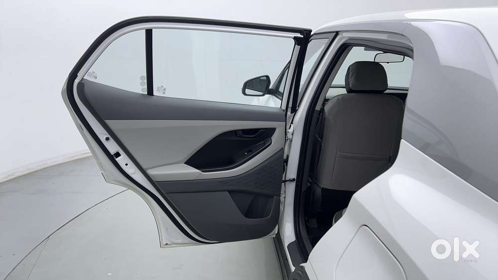 Hyundai Creta 1.5 E Petrol, 2025, Petrol