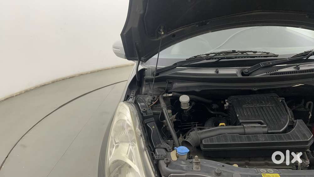 Maruti Suzuki Swift Vvt Vxi, 2012, Petrol
