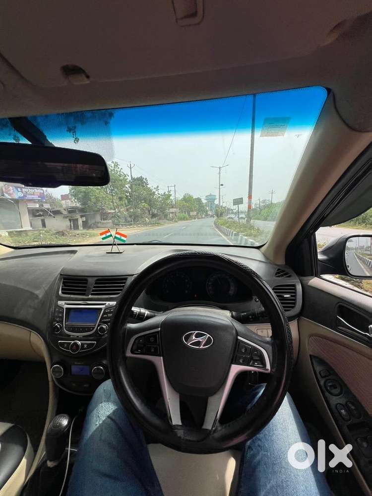 Hyundai Fluidic Verna 2011 Petrol 90000 Km Driven