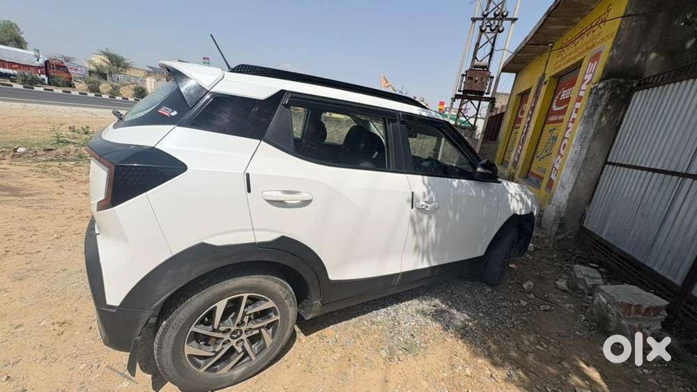 Mahindra Xuv 3xo 2024 Diesel Well Maintained