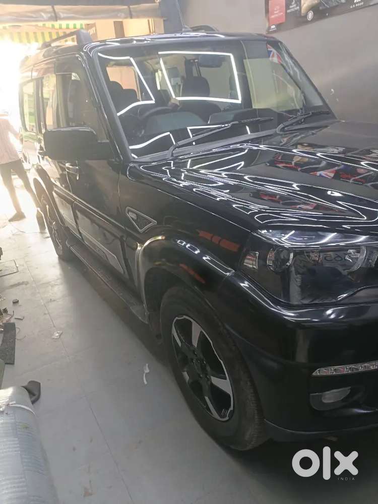 Mahindra Scorpio Classic 2024 Diesel 35000 Km Driven