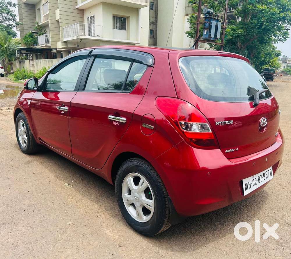 Hyundai I20 2009-2011 Asta, 2011, Petrol