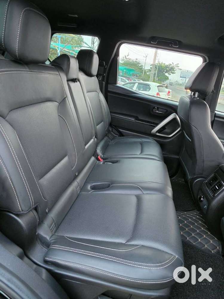 Mahindra Scorpio-n 2.2 Z8 L Diesel Mt 7 Str, 2025, Diesel