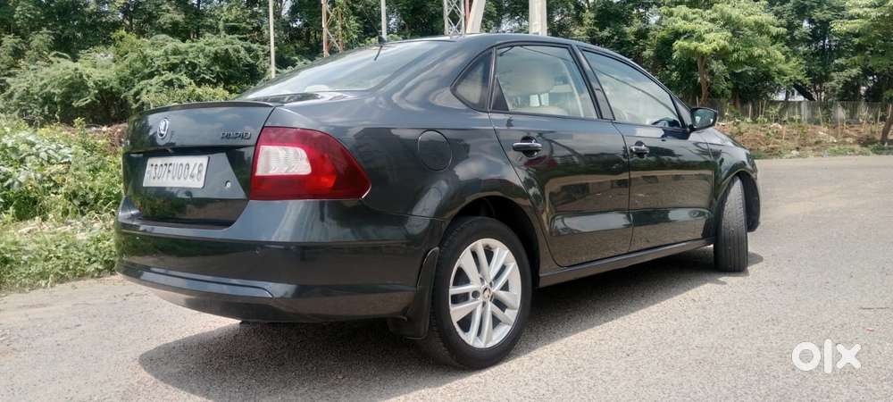 Skoda Rapid 1.5 Tdi Style/1.5 At Style, 2017, Diesel