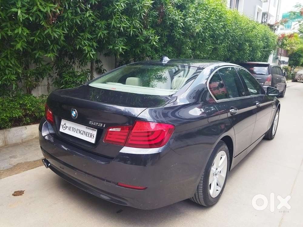 Bmw 5 Series 523i Sedan, 2010, Petrol