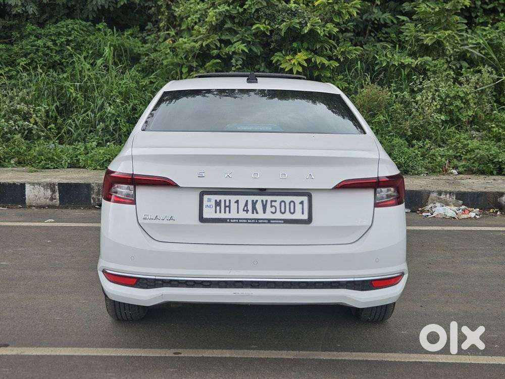 Skoda Slavia 1.0 Tsi Style At, 2023, Petrol