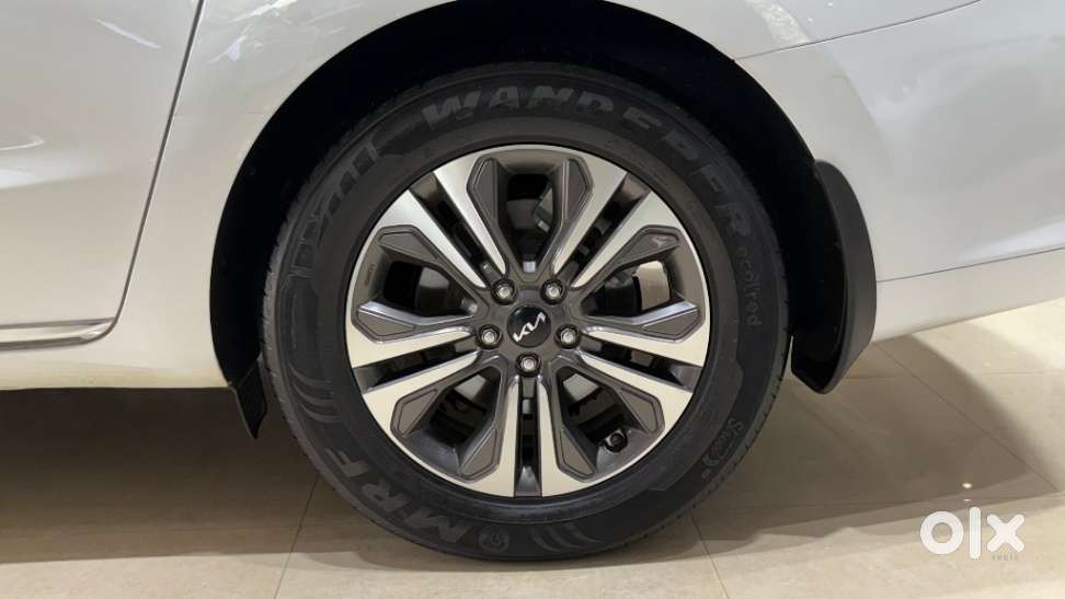 Kia Carnival Limousine Plus 7 Str, 2023, Diesel