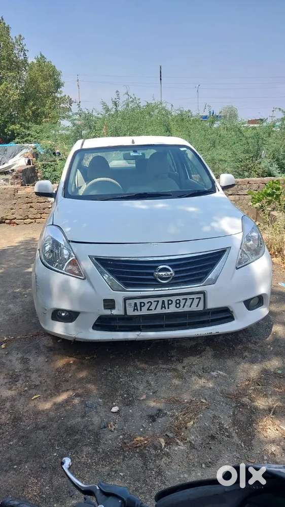 Nissan Sunny Diesel 2012