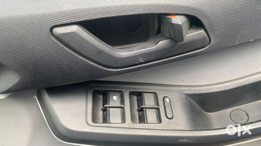Tata Tiago 1.05 Revotorq Xt, 2023, Petrol