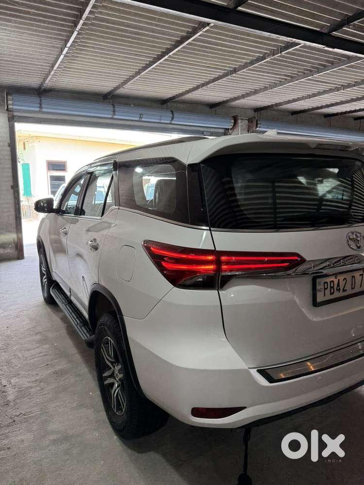 Toyota Fortuner 4x2 At 2.8 Diesel, 2019, Diesel