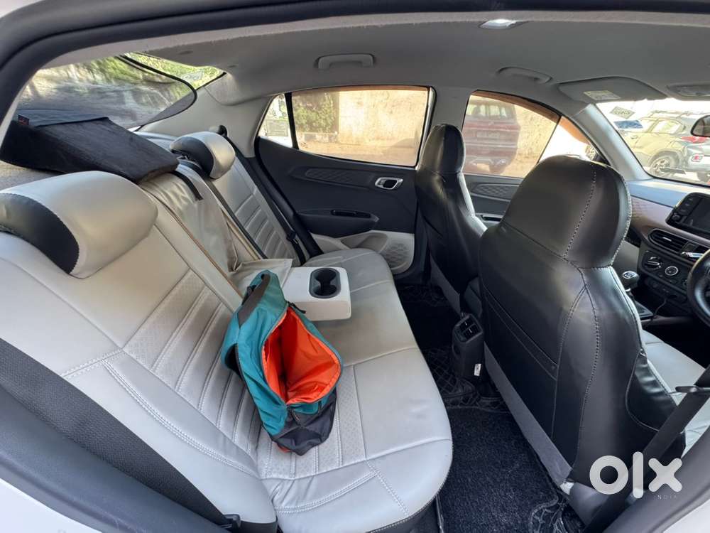 Hyundai Aura Sx 2024