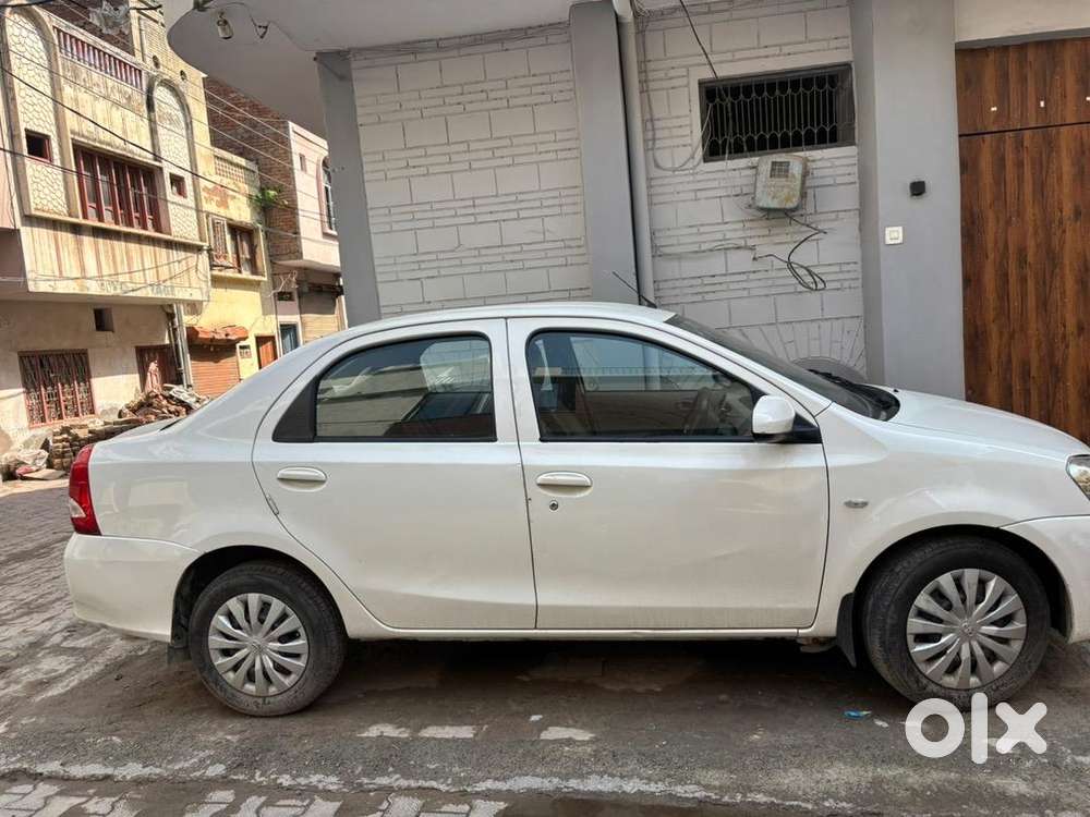 Toyota Etios 2016 Diesel Well Maintained