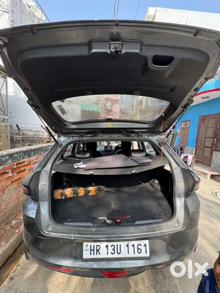 Tata Altroz 2023 Cng & Hybrids 48000 Km Driven