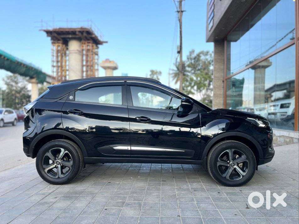 Tata Nexon 1.2 Revotron Xz Plus, 2023, Petrol
