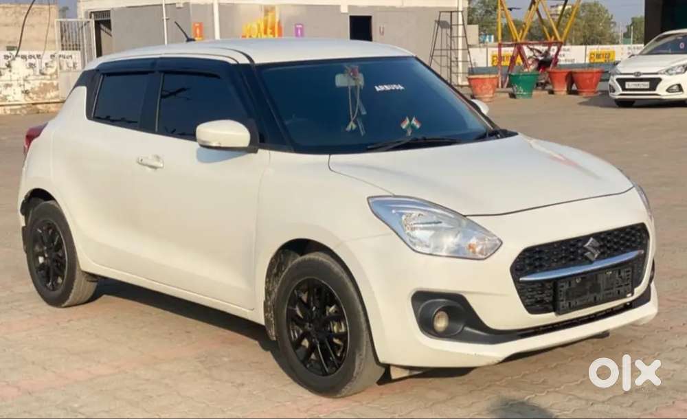 Maruti Suzuki Swift 2022 Cng & Hybrids 70000 Km Driven