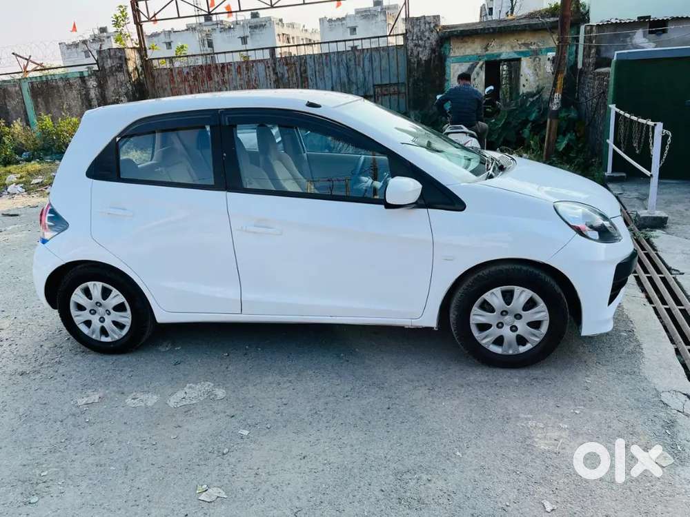 Honda Brio 2012 Petrol Well Maintained