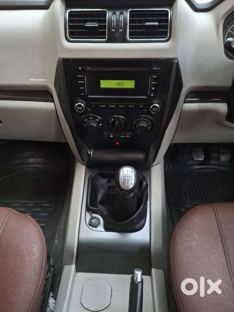 Mahindra Scorpio S6 Plus, 2016