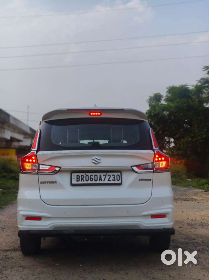 Maruti Suzuki Ertiga Vxi At Petrol, 2022, Petrol