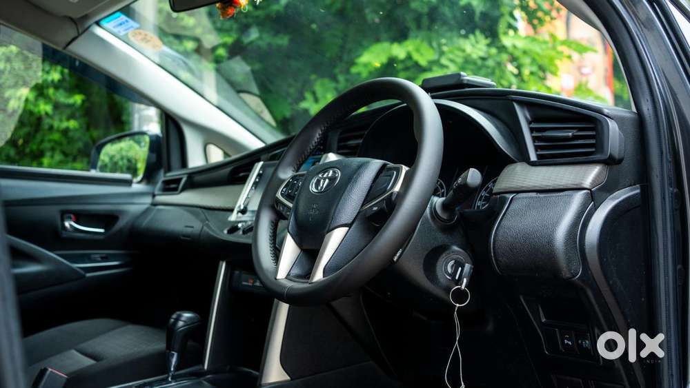 Toyota Innova Crysta [2020-ongoing] 2.7 Gx At 7 Str, 2022, Petrol