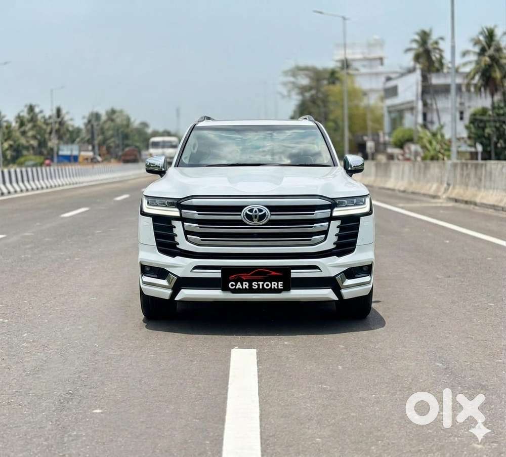 Toyota Land Cruiser 3.3 ZX Diesel, 2022, Diesel - Cars in