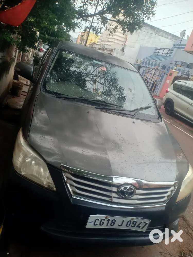 Toyota Innova 2013 Diesel Well Maintained