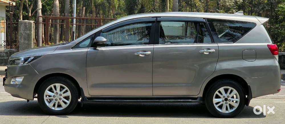 Toyota Innova Crysta [2020-ongoing] 2.4 Gx At 8 Str, 2020, Diesel