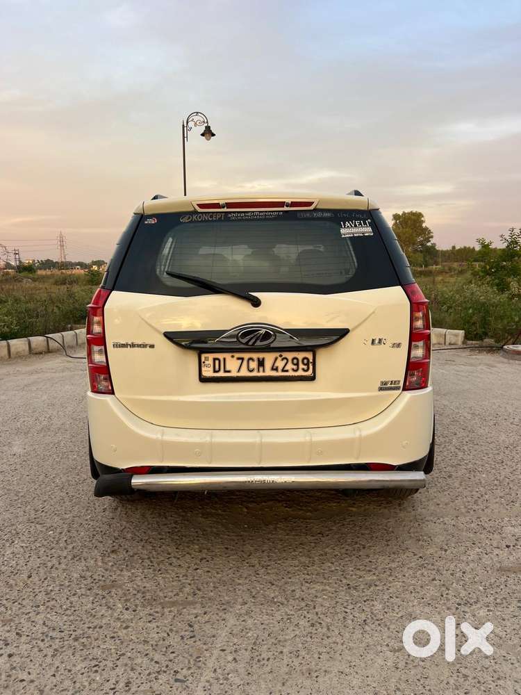 Mahindra Xuv500 At W10 Fwd, 2016, Diesel